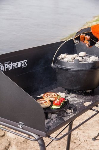 Garnek żeliwny Petromax ft9 Dutch Oven 7,5 L na nóżkach